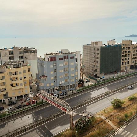 High-Tech Flat Daire Dıraç Dış mekan fotoğraf