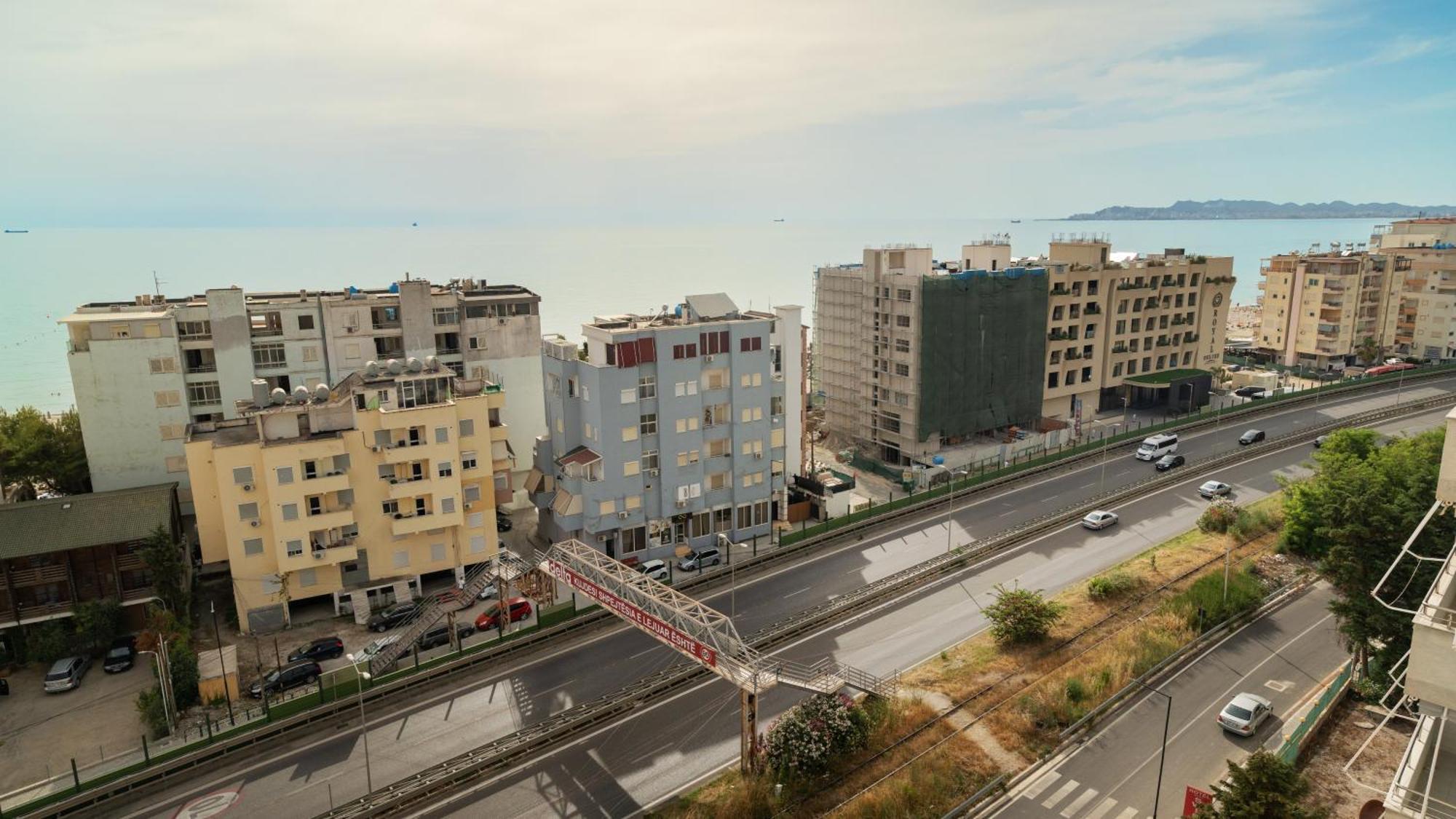 High-Tech Flat Daire Dıraç Dış mekan fotoğraf